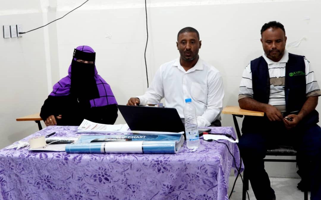 مدير  الشؤون الاجتماعية  يدشن المرحلة الثالثة  لبرنامج بناء القدرات لدوائر المرأة والطفل لمنظمات المجتمع المدني بأبين