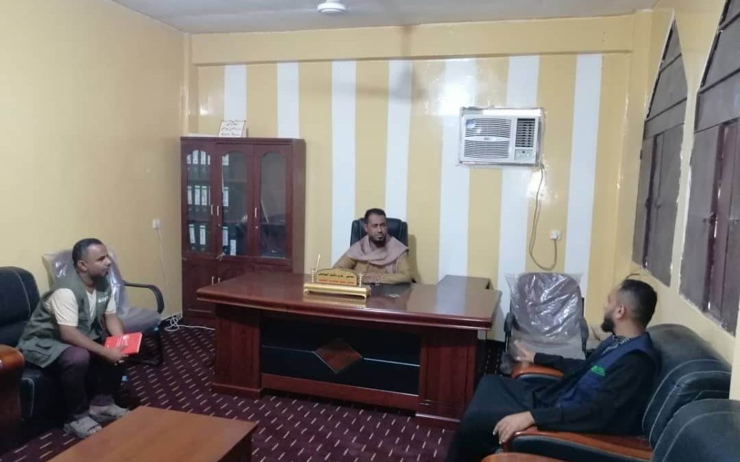 مدير عام خنفر اليوسفي يلتقي بفريق مؤسسة شباب أبين