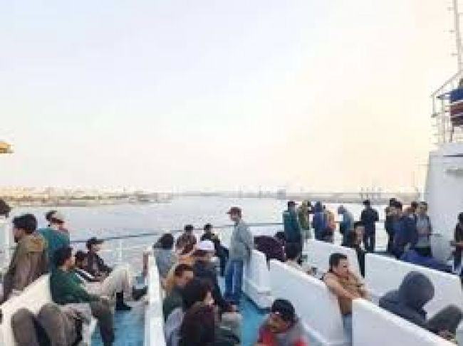 إجلاء 239 يمنياً من السودان على متن سفينة سعودية