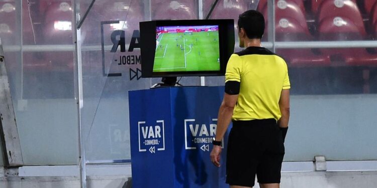 تقنية «فار» تغيب عن الدوري المصري لهذه الأسباب