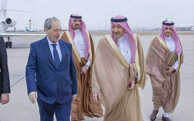 وزير الخارجية والمغتربين السوري فيصل المقداد يصل إلى مدينة جدة السعودية في أول زيارة لمسؤول سوري رفيع منذ نحو 12 عاماً