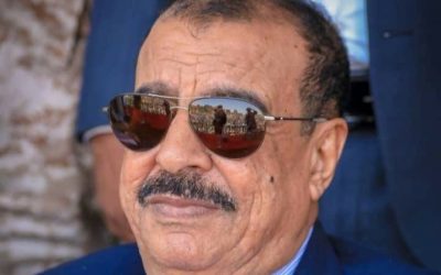 اللواء بن بريك يُعزَّي في وفاة العلامة الحبيب المنصب شيخ بن عبدالله الحبشي