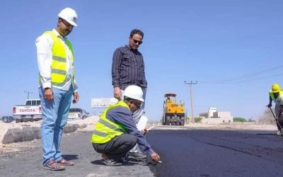 بطول 3.5كم المؤسسة العامة للطرق تبدأ أعمال صيانة وتأهيل مدخل عتق الغربي.