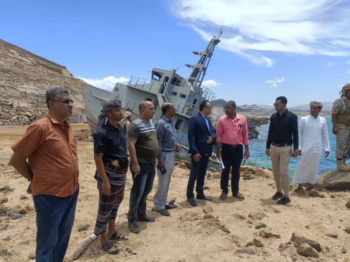 لإجراء دراسات فنية…وفد استشاري مصري يزور ميناء قناء بمحافظة شبوة