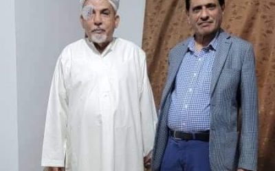 نائب رئيس المجلس  الانتقالي “البحسني” يطمئن على صحة الشاعر الأديب الباحث حسين بامطرف