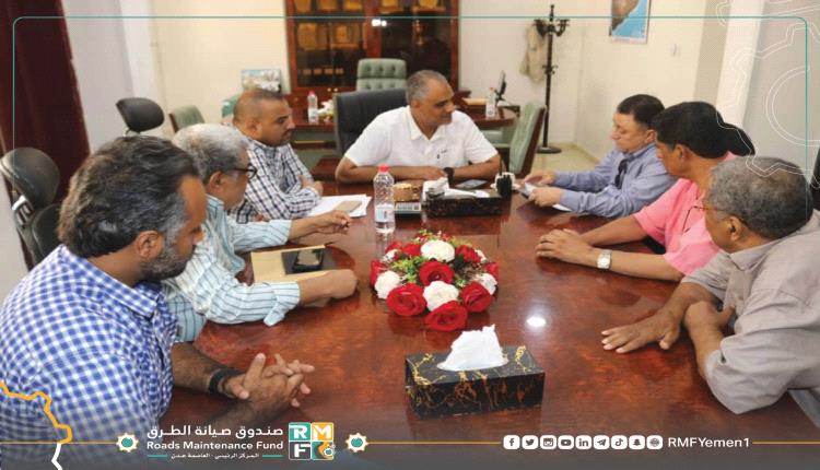 الماس والحامد يبحثان احتياجات محافظة أبين من مشاريع صيانة الطرق