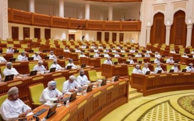 883 مرشحاً بينهم 33 امرأة في انتخابات «الشورى» العماني