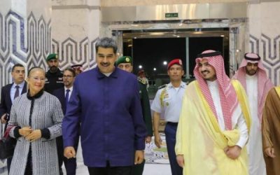 رئيس فنزويلا يصل إلى السعودية في زيارة رسمية