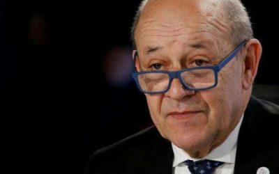 ماكرون يعين وزير خارجيته السابق موفداً خاصاً إلى لبنان