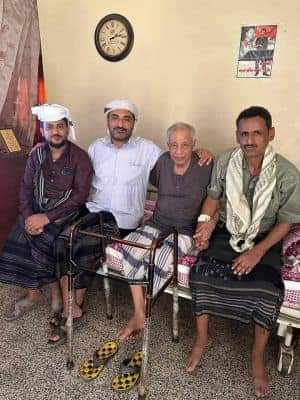 عضو هيئة الرئاسة للمجلس الانتقالي الجنوبي عبد العزيز الجفري في زيارة اللواء أحمد سالم عبيد