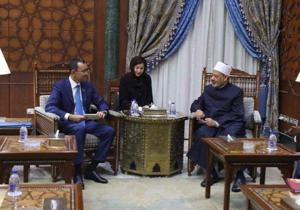 رئيس مجلس الشيوخ الكازاخي يدعو شيخ_الأزهر لزيارة كازاخستان وحضور فعاليات مؤتمر زعماء أتباع الأديان ‏