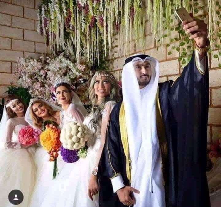 شاب كويتي يتزوج اربعه نساء في ليله واحده
