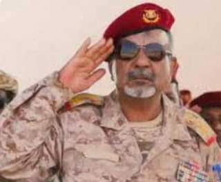 العميد المنهالي يعزّي في وفاة رئيس أركان حرب المنطقة العسكرية الثانية اللواء الركن عويضان سالم الجوهي