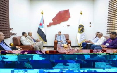 اللواء بن بريك يلتقي وفداً علمياً من الأكاديمية العربية للعلوم الإدارية المالية والمصرفية وجامعة العلوم والتكنولوجيا
