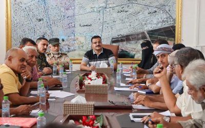مدير عام المنصورة يناقش استعدادات المكاتب الخدمية لاستقبال عيد الأضحى المبارك