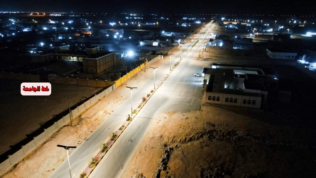 78% نسبة الانجاز بالمرحلة السادسة لمشروع إنارة المهرة بالطاقة الشمسية
