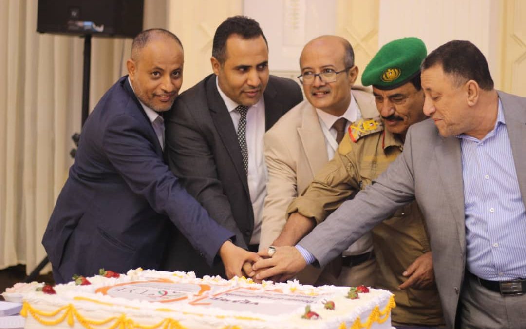 محافظ الضالع وقائد المحور  يشارك في احتفال  مؤسسة تمدين شباب بمناسبة الذكرى العاشرة لتأسيس المؤسسة