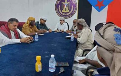 رئيس تنفيذية انتقالي المهرة يلتقي قيادة الهيئة العسكرية للجيش والأمن الجنوبي بالمحافظة