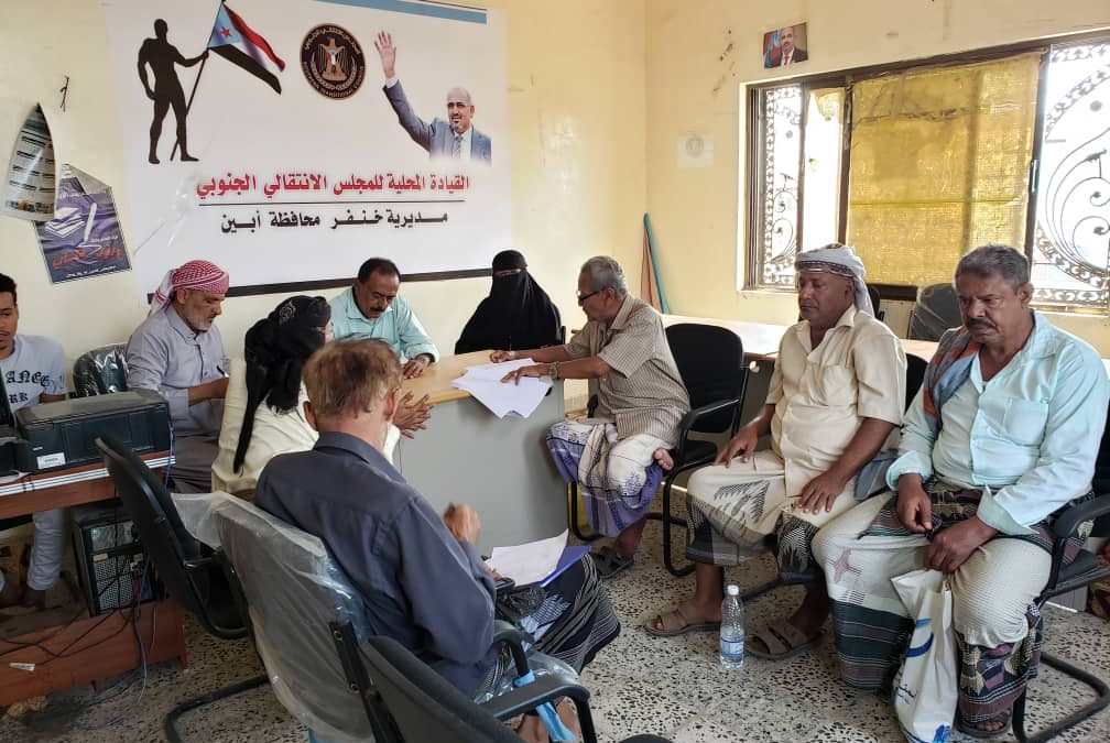 انتقالي خنفر يناقش تقريري نشاط الإدارة الثقافية والجماهيرية وتعيين نائبا لمدير الاداة الاعلامية