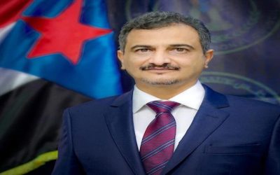 لملس  يوقف تحويل إيرادات عدن إلى البنك المركزي فورا