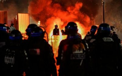 اتهامات للشرطة بالعنف.. من يدفع فاتورة احتجاجات فرنسا؟