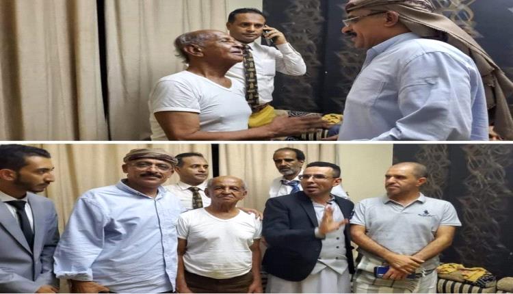 عاجل أول ظهور للفنان عطروش بعد إطلاق نار على  مهرجان تكريمه في تعز-صور-
