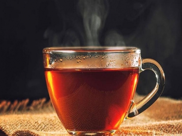 مشروب الشاي الساخن هل يساعد على برودة الجسم ؟