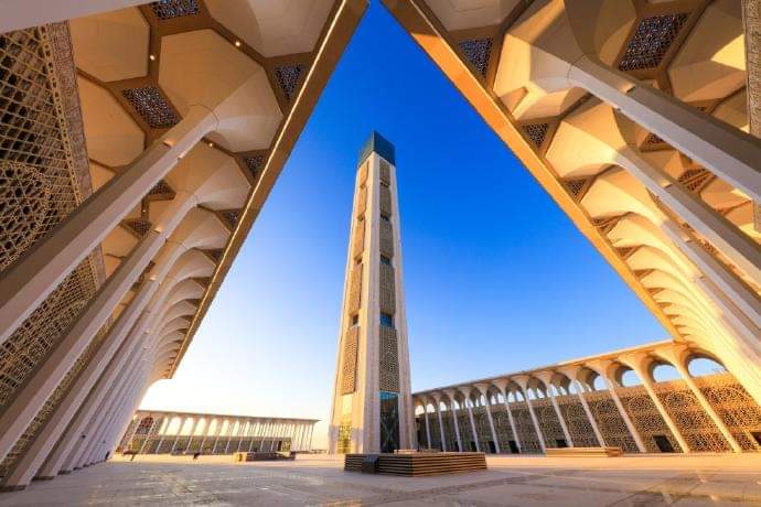 اللؤلؤة المشرقة على البحر الأبيض المتوسط – المسجد الكبير في الجزائر شاهد على الصداقة بين الصين والجزائر