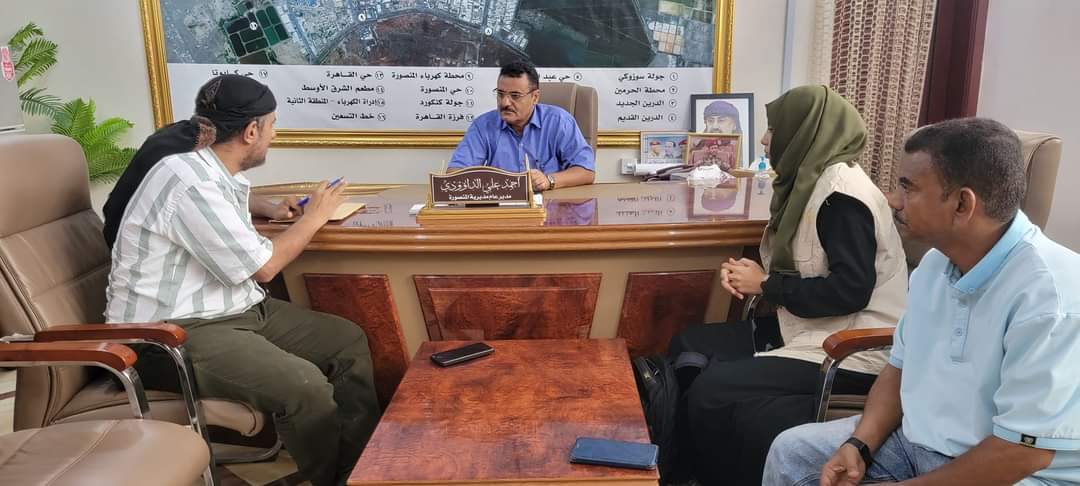 مدير عام المنصورة يتسلم درع شكر وتقدير من إدارة “البيرق مول”
