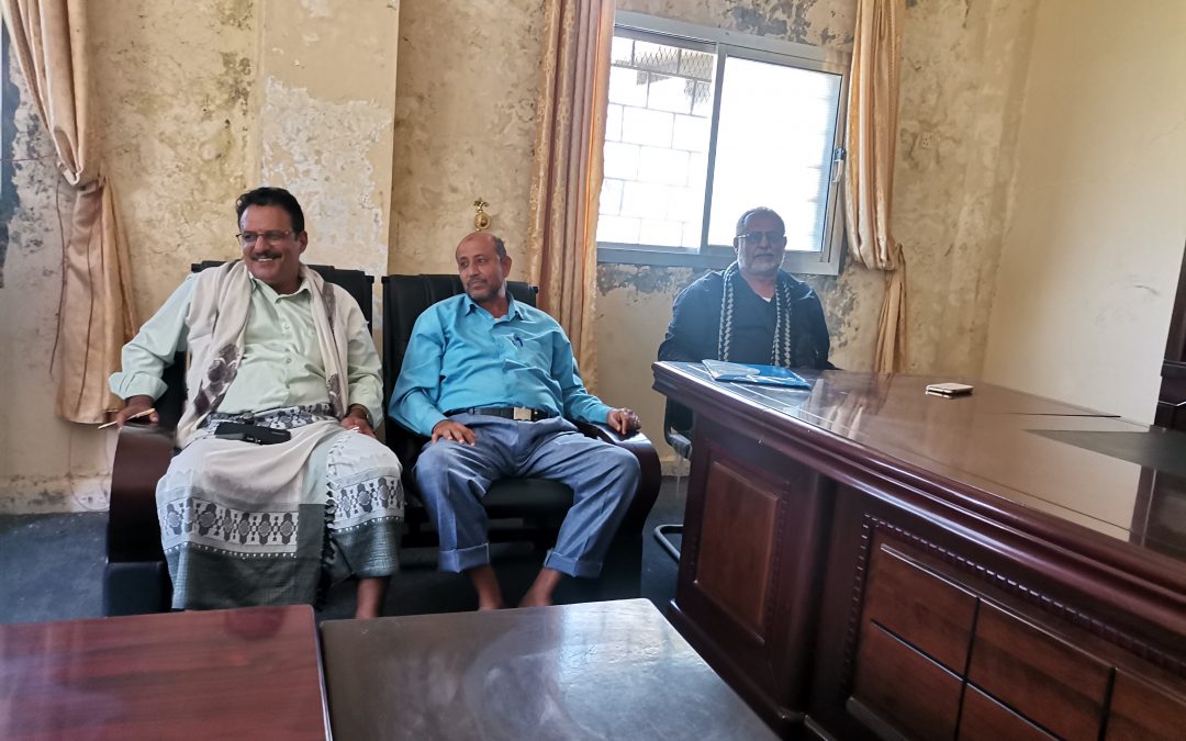 مدير عام يهر يلتقي بضابط الصندوق الاجتماعي للتنمية