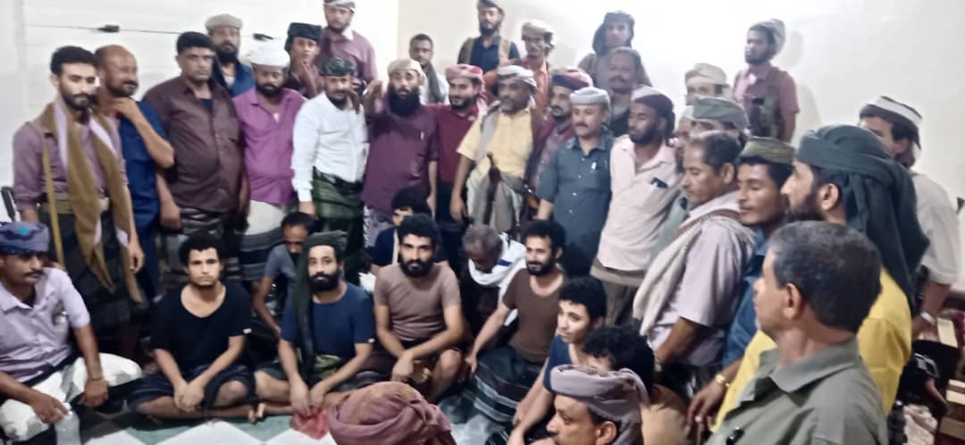 قيادات عسكرية ومشائخ قبلية تنهي قضية ثأر كانت بين قبيلتين في طور الباحة