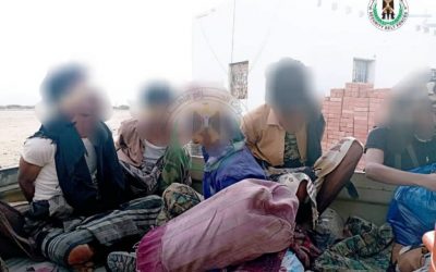 الحزام الأمني بالمحفد ينفذ حملة مشتركة تنتهي بالقبض على (4) من قطاع الطرق