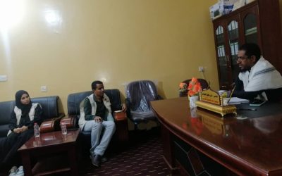مدير عام خنفر ” اليوسفي” يلتقي فريق مؤسسة استجابة للأعمال الإنسانية والإغاثية