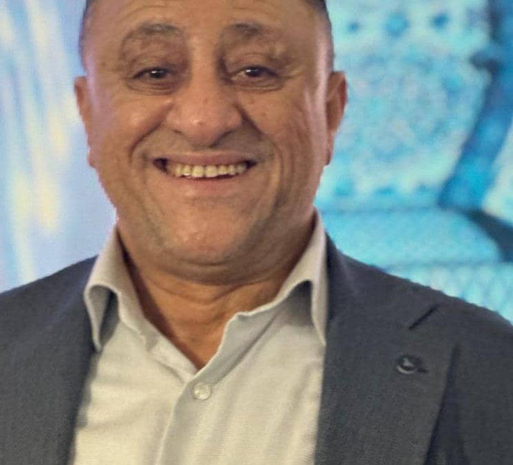 مدير عام أحور ومدير مكتب الصحة بالمديرية يهنئون نائب المحافظ الاستاذ مهدي الحامد بنجاح العملية