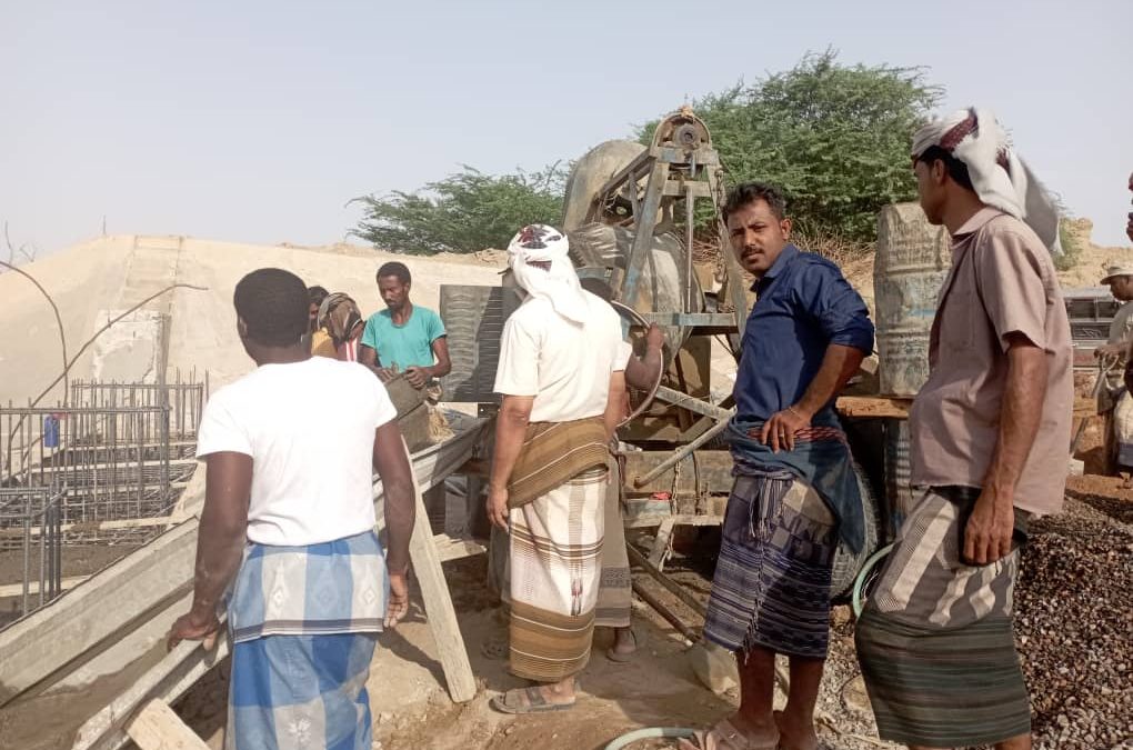 اقتصادية انتقالي أحور تتفقد سير العمل في ترميم وإعادة تأهيل منشأة حيادر