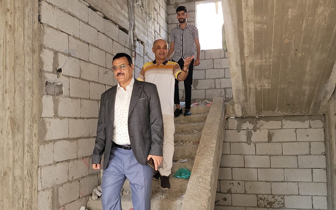 مدير عام المنصورة يتفقد مشروع الأعمال التشطيبية ( 6 ) فصول إضافية بمدرسة الخنساء