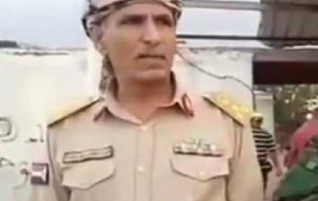 مدير أمن لحج يُعزّي في وفاة شهيد الواجب “ياسر الدهشلي”