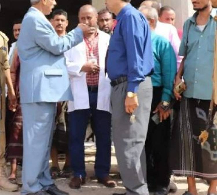 تدشين استكمال بناء مشروع مركز الغسيل الكلوي في مستشفى إبن خلدون بلحج