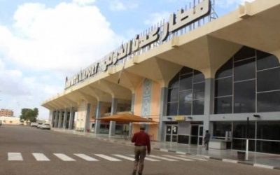سلطات مطار عدن تلقي القبض على مسافر متهم بجريمة إختلاس مالي ومطلوب للمحكمة
