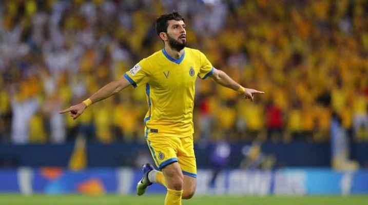 النصر يفسخ عقد لاعبه ماشاريبوف
