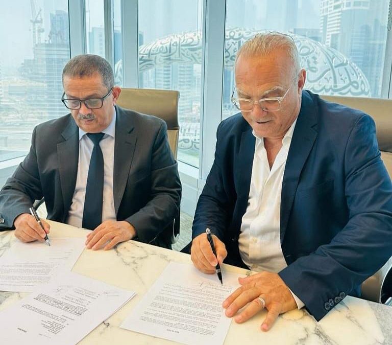 ” اليمنية” توقع الاتفاقية النهائية لشراء طائرتي أيرباصA320