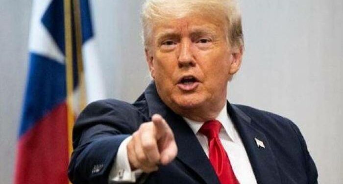 بعد تهديده بملاحقتهم.. الادعاء ضد ترامب يطلب إصدار أمر احترازي ضده