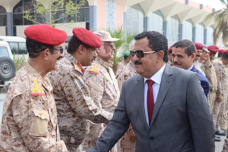 وزير الدفاع يعود الى عدن بعد زيارة رسمية الى تركيا