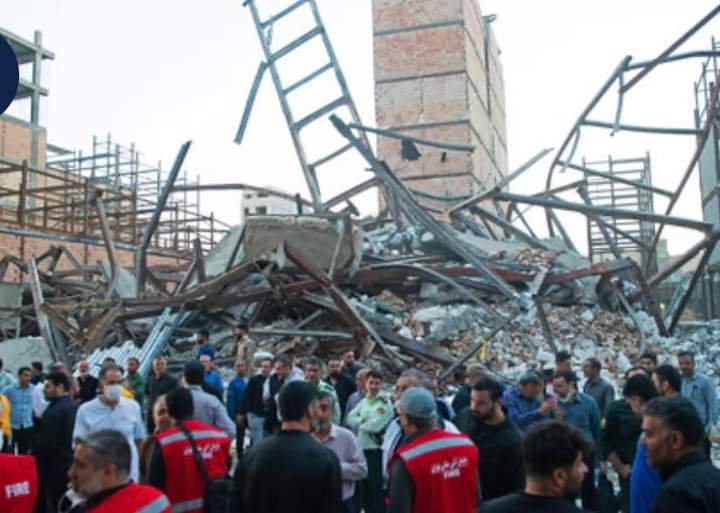 إيران.. أربعة قتلى جراء انهيار مبانٍ في طهران