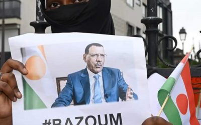 نيجيريا تلوح بعواقب خطيرة.. في حال تدهور صحة بازو