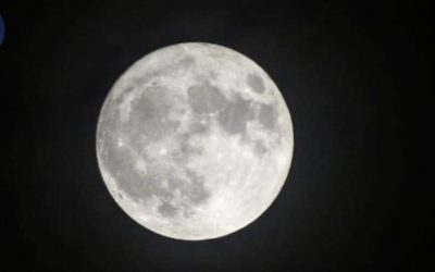 “لحظة فخر”.. الهند تنافس روسيا للهبوط على “الجانب المجهول” من القمر