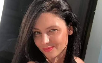 صورة ورسالة من مضيفة طائرة بريغوجين الحسناء قد تكشف لغز مصرع قائد فاغنر