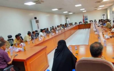 تنفيذي شبوة يؤكد ضرورة التعجيل  بتنفيذ توجيهات المالية بشأن صرف المرتبات