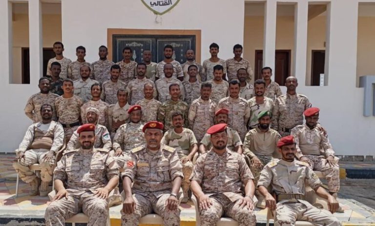 اختتام الدورة الأولى مدفعية بالمدرسة القتالية التابعة للمنطقة العسكرية الثانية ومشروع رمايتها الختامي