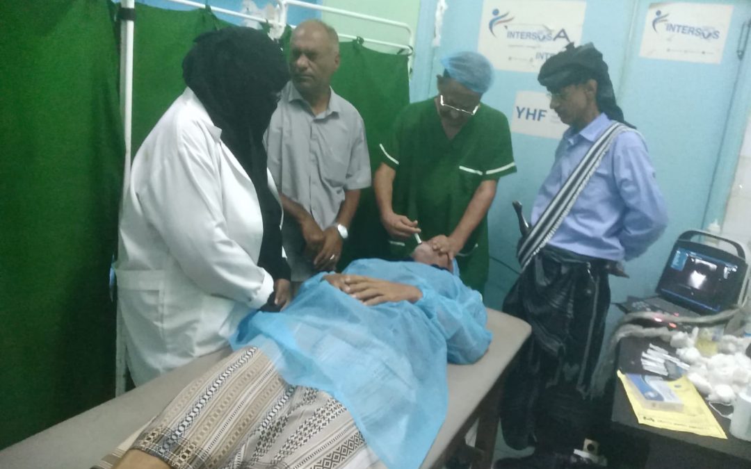 مدير عام زنجبار الداحوري يزور المخيم الطبي للعيون بمشفى زنجبار في يومه الختامي